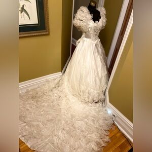 Wedding dress